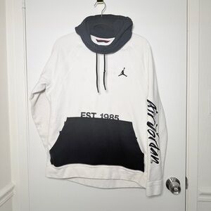 Air Jordan Men’s White and Black Pullover Hoodie - EST. 1985 XL